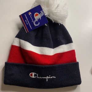 Champion puff hat